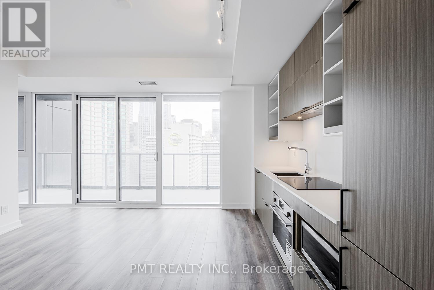 1901 - 20 Edward Street, Toronto, Ontario  M5G 0C5 - Photo 12 - C13738114