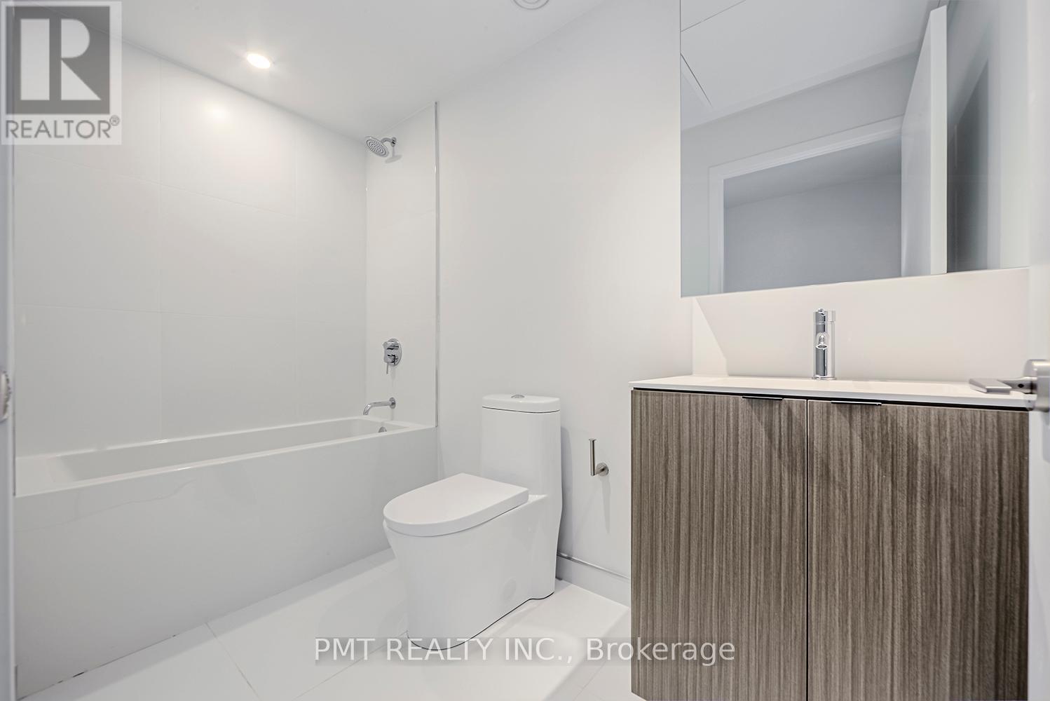 1901 - 20 Edward Street, Toronto, Ontario  M5G 0C5 - Photo 21 - C13738114