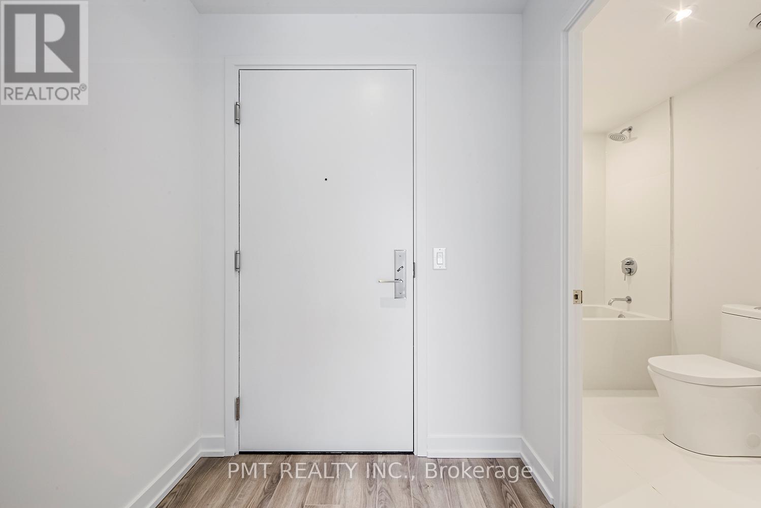 1901 - 20 Edward Street, Toronto, Ontario  M5G 0C5 - Photo 22 - C13738114
