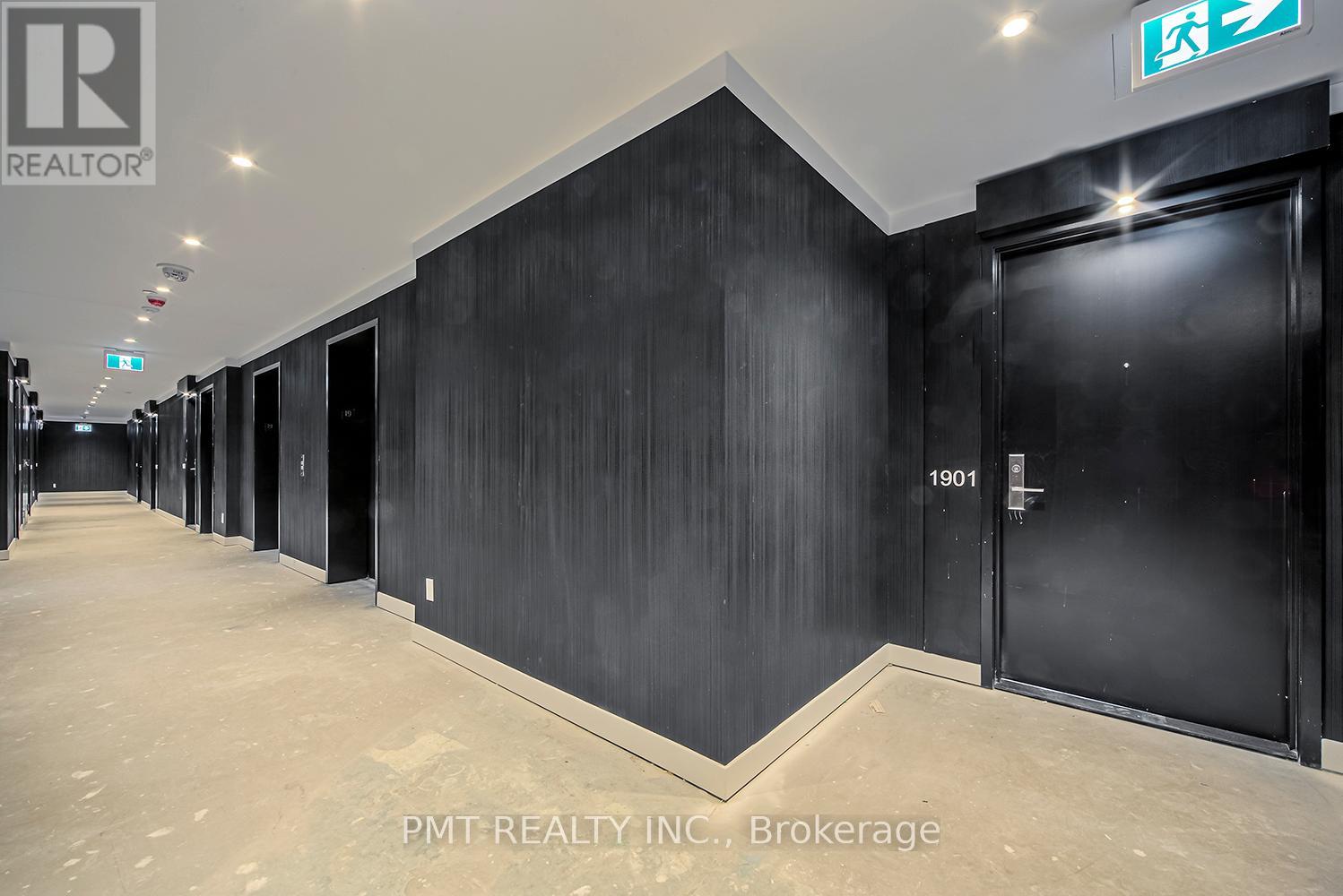 1901 - 20 Edward Street, Toronto, Ontario  M5G 0C5 - Photo 28 - C13738114