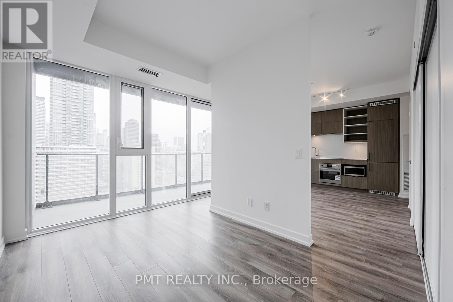 1901 - 20 Edward Street, Toronto, Ontario  M5G 0C5 - Photo 3 - C13738114