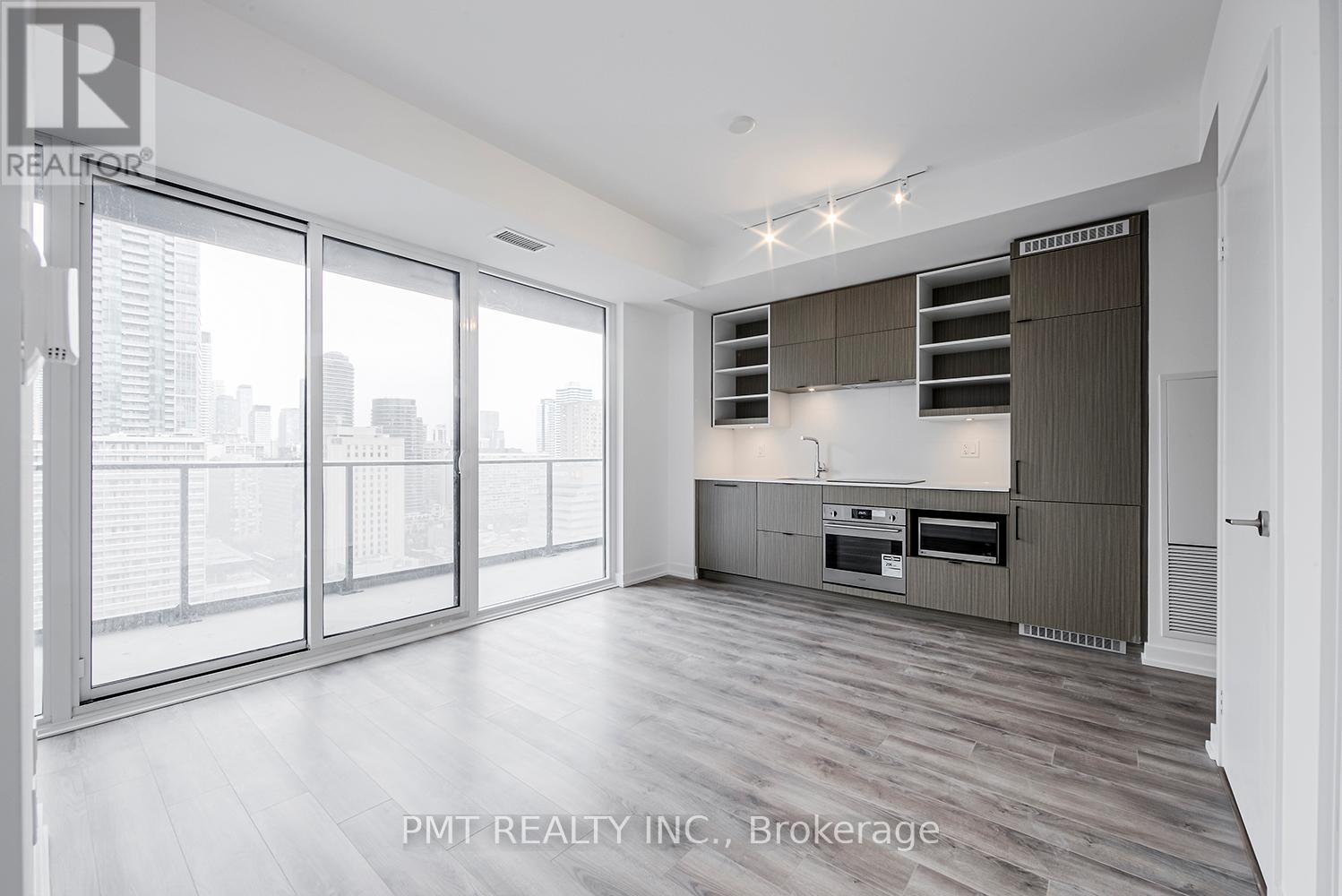 1901 - 20 Edward Street, Toronto, Ontario  M5G 0C5 - Photo 9 - C13738114