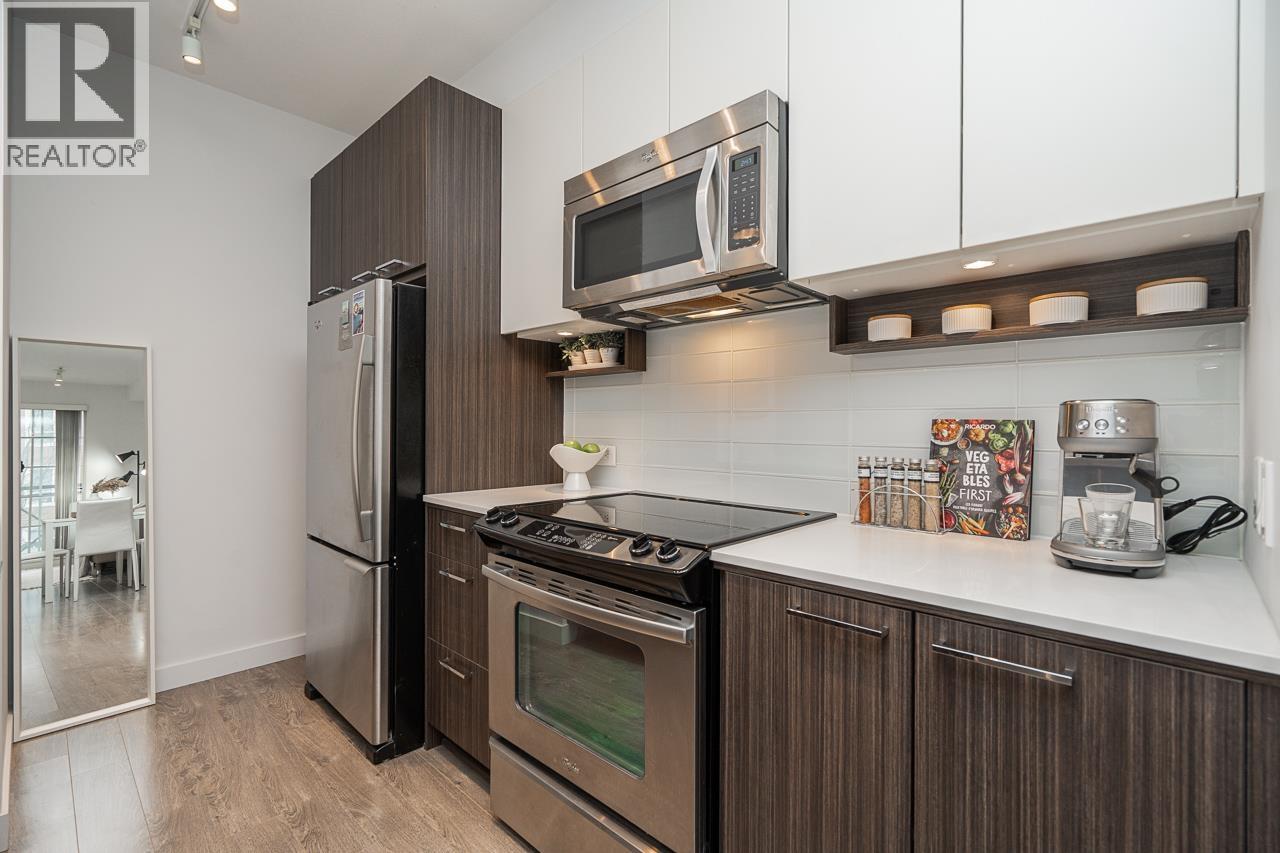 213 618 Como Lake Avenue, Coquitlam, British Columbia  V3J 0G1 - Photo 11 - R3160919
