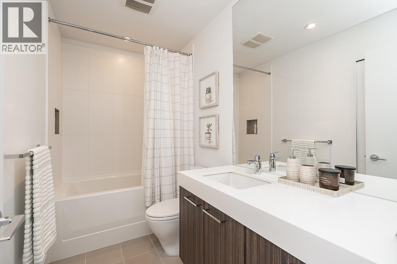 213 618 Como Lake Avenue, Coquitlam, British Columbia  V3J 0G1 - Photo 29 - R3160919