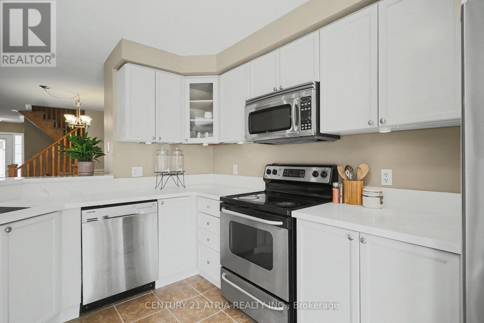 114 Dougherty Crescent, Whitchurch-Stouffville, Ontario L4A 0A7 - Photo 17 - N13738080