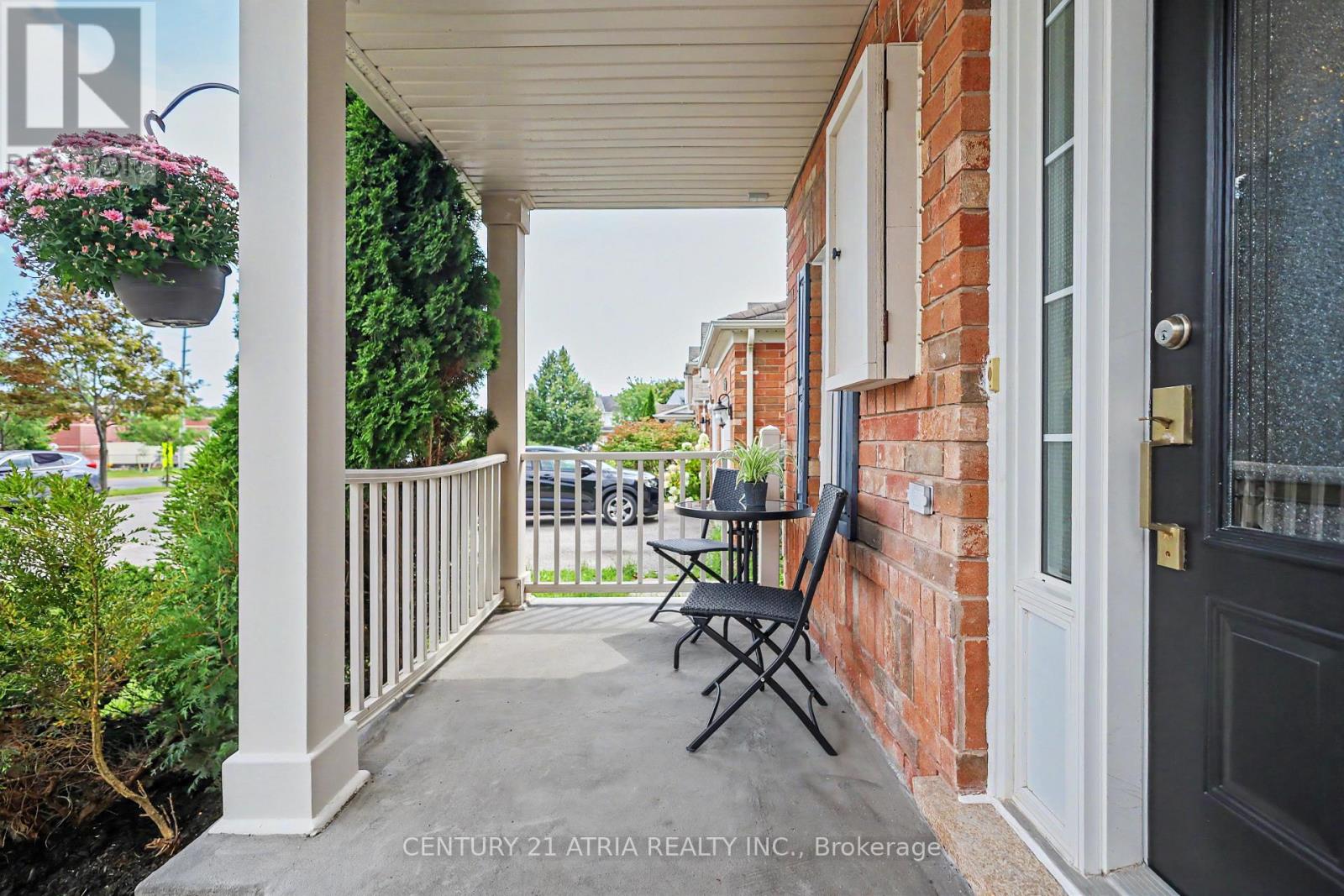 114 Dougherty Crescent, Whitchurch-Stouffville, Ontario L4A 0A7 - Photo 5 - N13738080