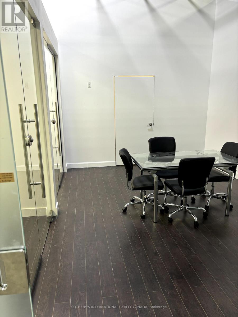 325 - 7250 Keele Street, Vaughan, Ontario  L4K 1Z8 - Photo 9 - N13738148