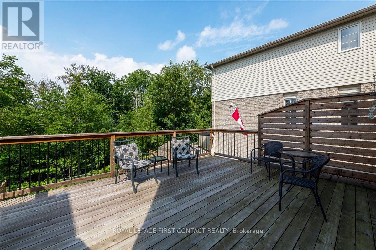 28 Pass Court, Barrie, Ontario  L4N 5R9 - Photo 12 - S13738100