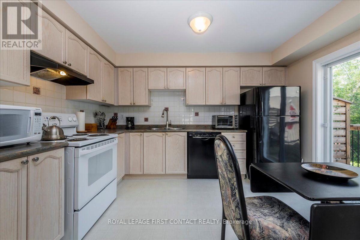 28 Pass Court, Barrie, Ontario  L4N 5R9 - Photo 16 - S13738100