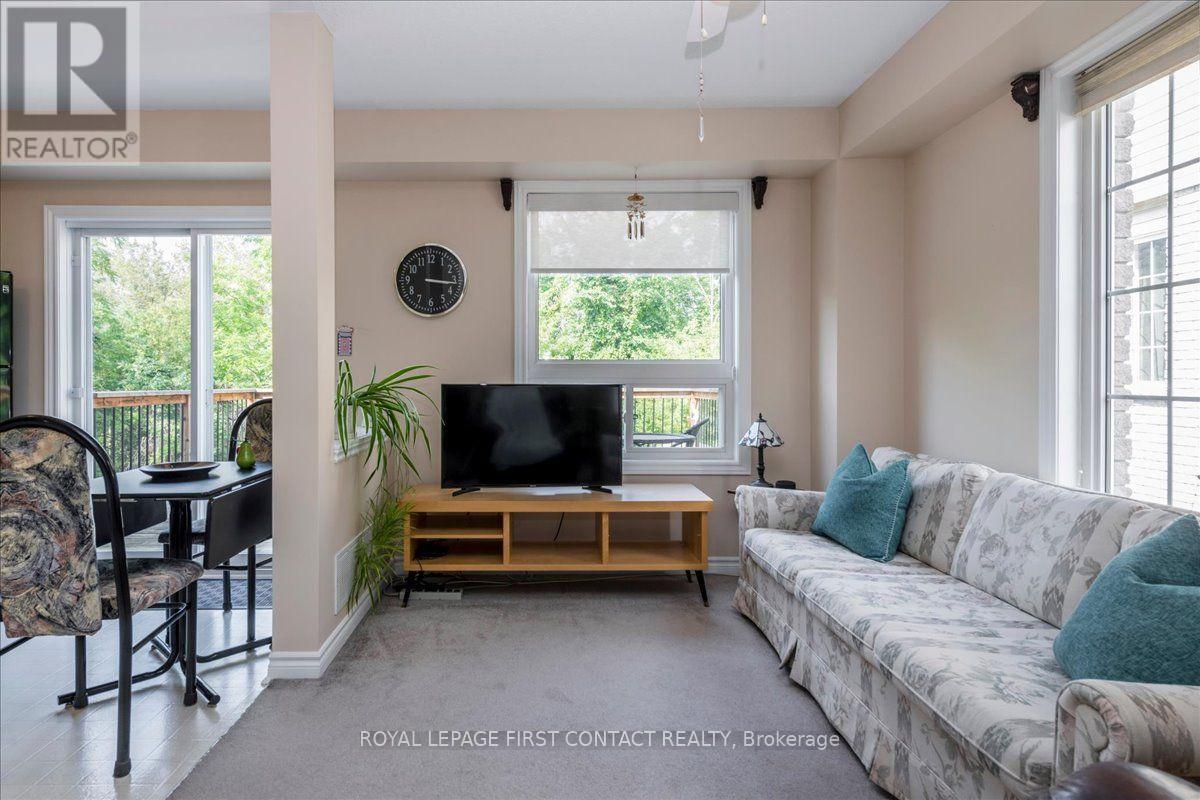 28 Pass Court, Barrie, Ontario  L4N 5R9 - Photo 9 - S13738100
