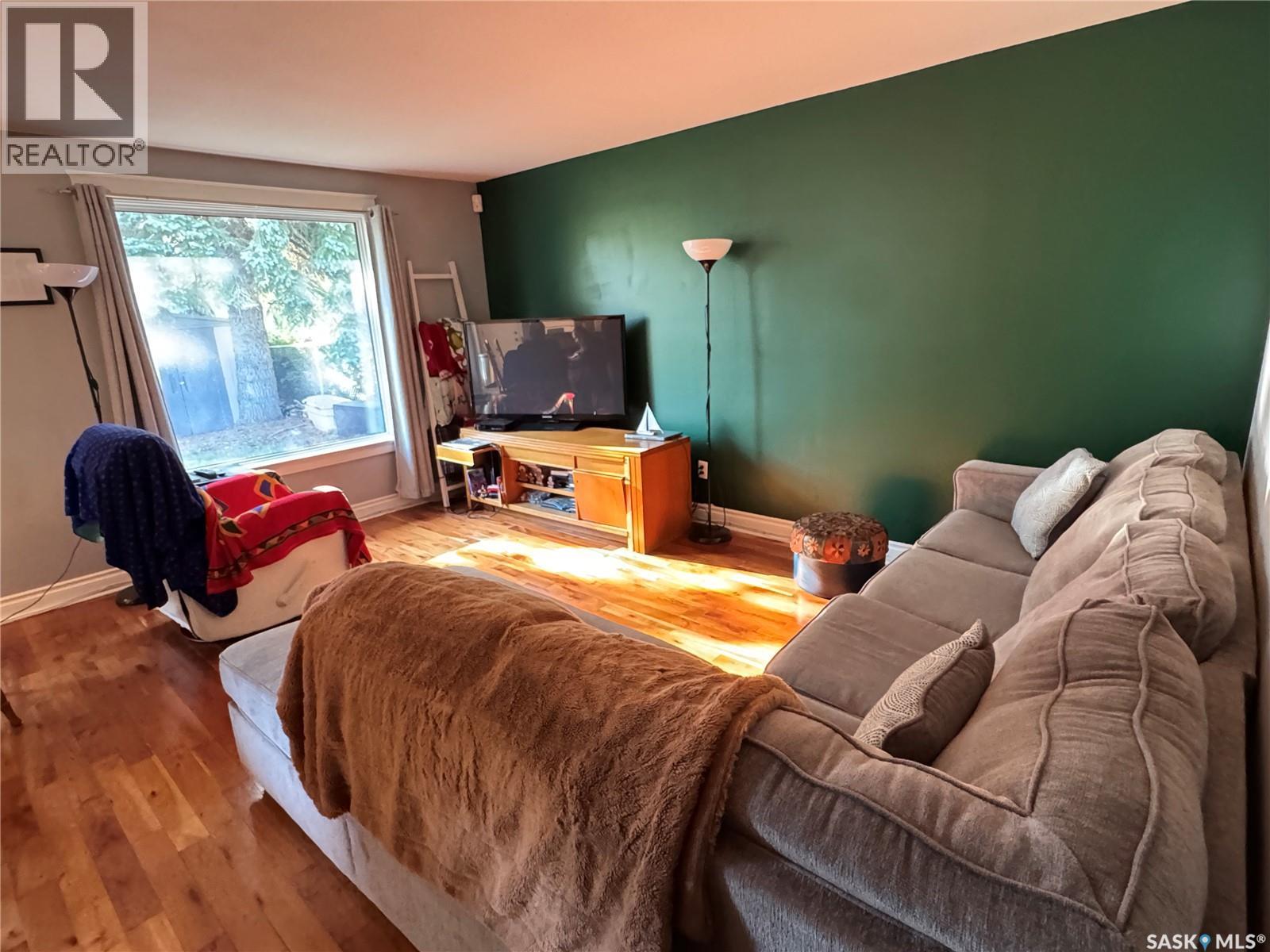 1209 Shannon Road, Regina, Saskatchewan  S4S 5K9 - Photo 11 - SK047321