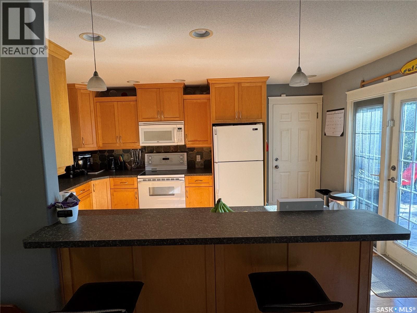 1209 Shannon Road, Regina, Saskatchewan  S4S 5K9 - Photo 4 - SK047321