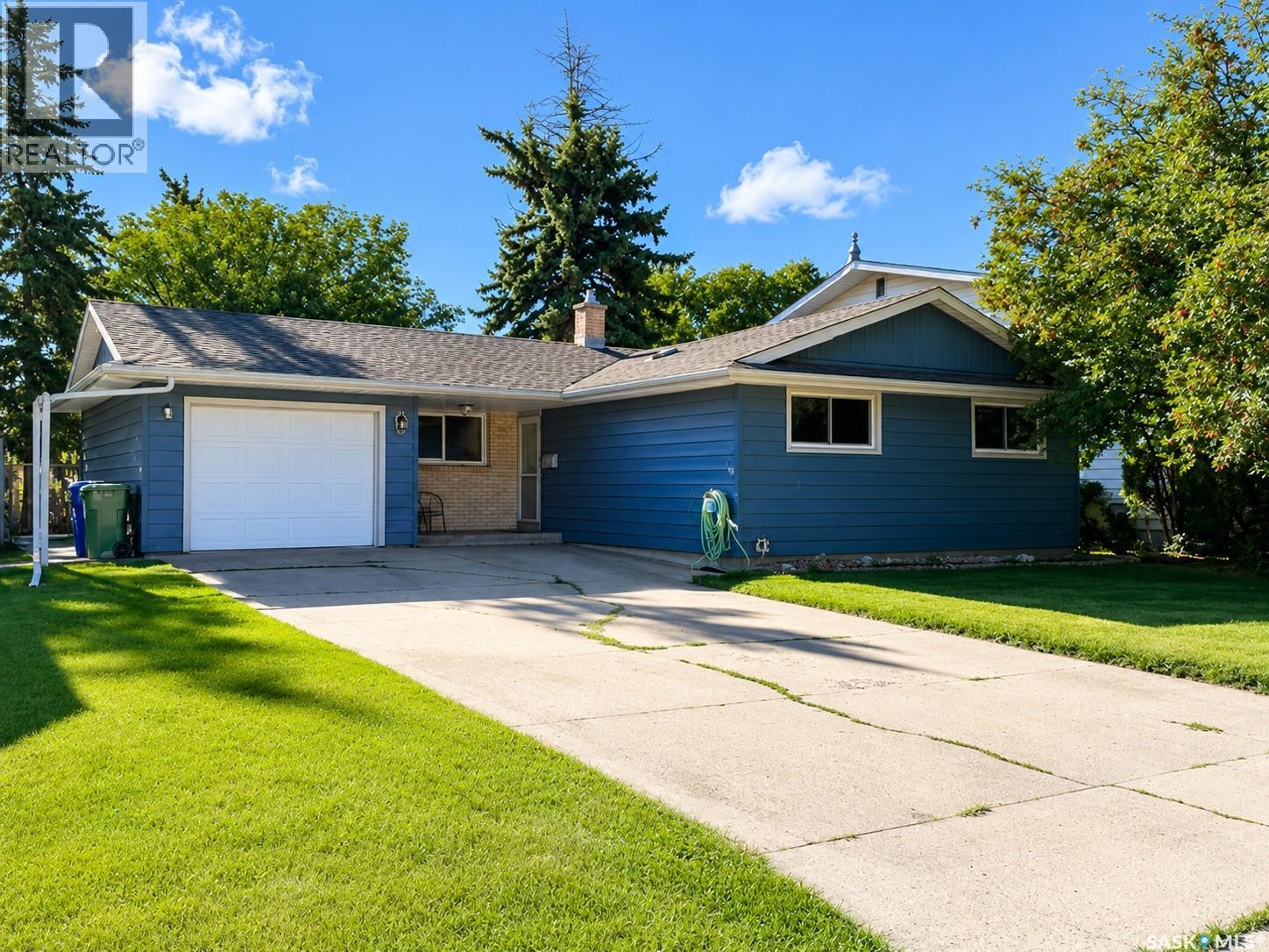 1209 Shannon ROAD, Regina, Saskatchewan