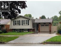 198 COACH HILL DRIVE, Kitchener, Ontario