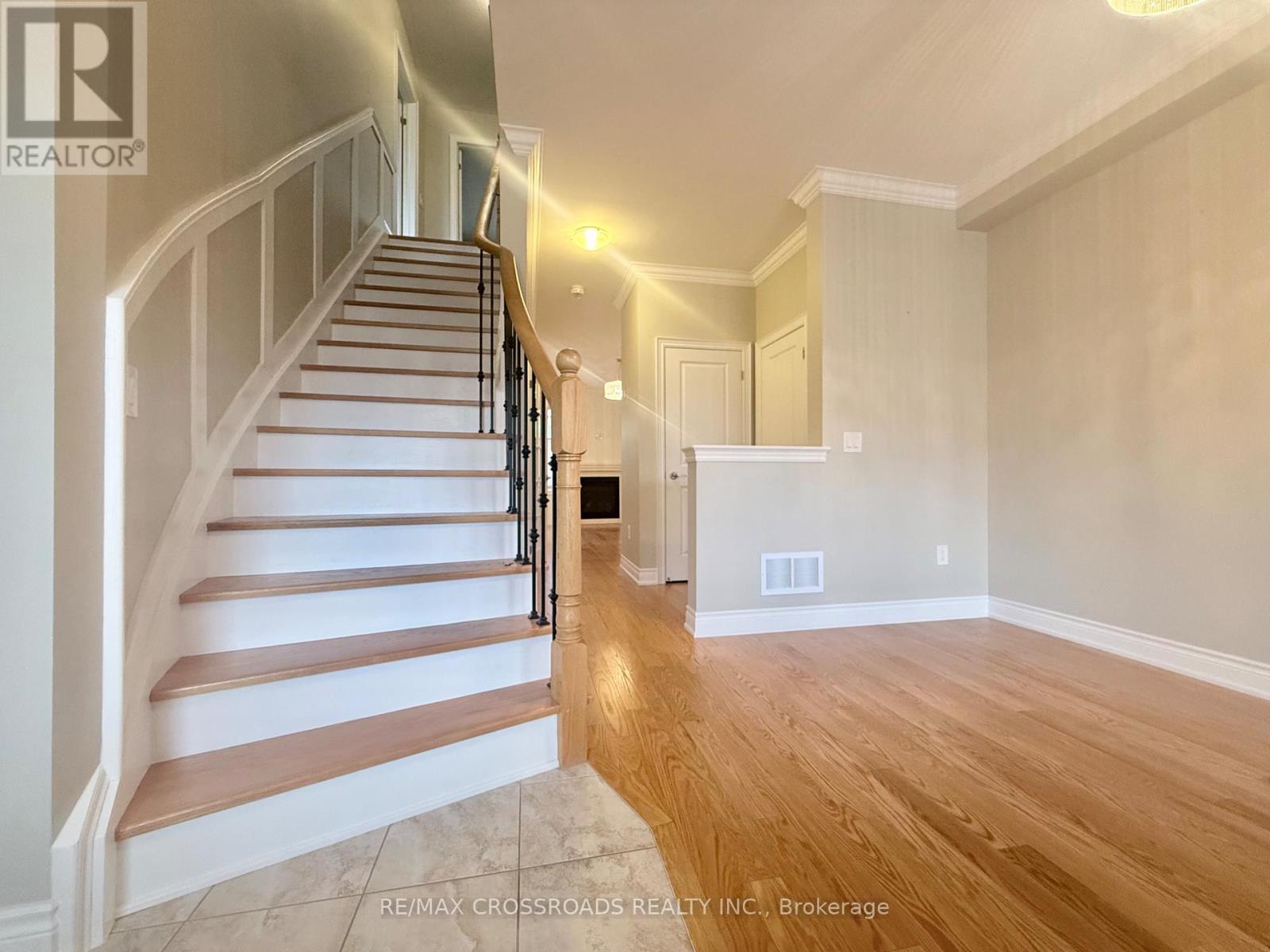 347 Luck Court, Newmarket, Ontario  L3X 0J5 - Photo 12 - N13734264