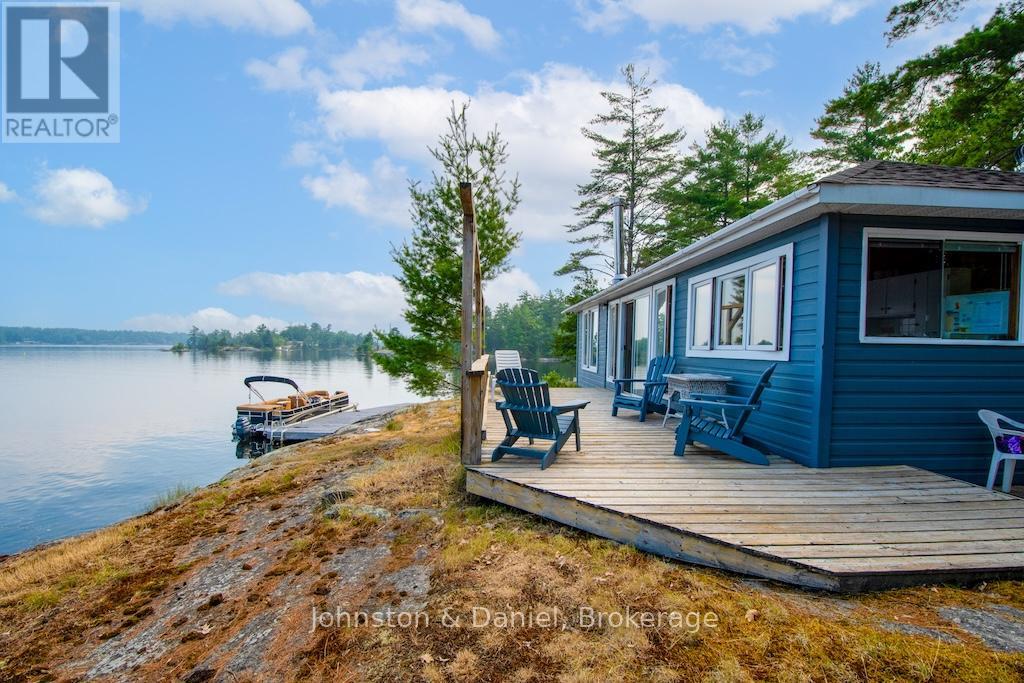 4446 IS 107 STONEY LAKE ISLAND, North Kawartha, Ontario