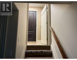 105 SCOTT STREET, Whitby, Ontario