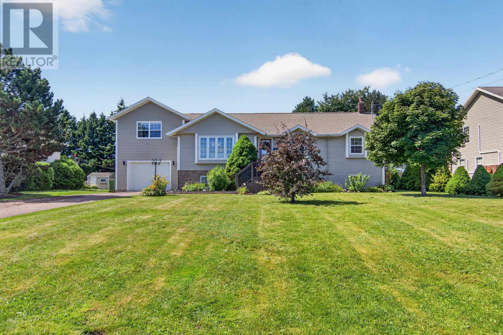 52 Hallie Drive, Summerside, Prince Edward Island  C1N 6C1 - Photo 2 - 202622238