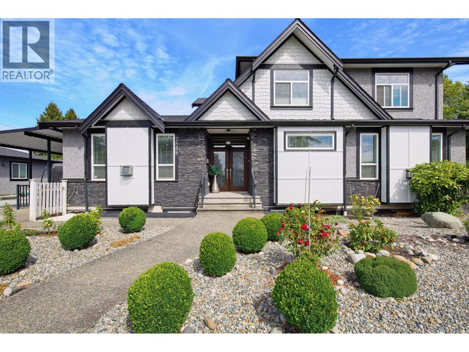7888 Coquitlam Street, Burnaby, British Columbia  V3N 0E5 - Photo 2 - R3160923