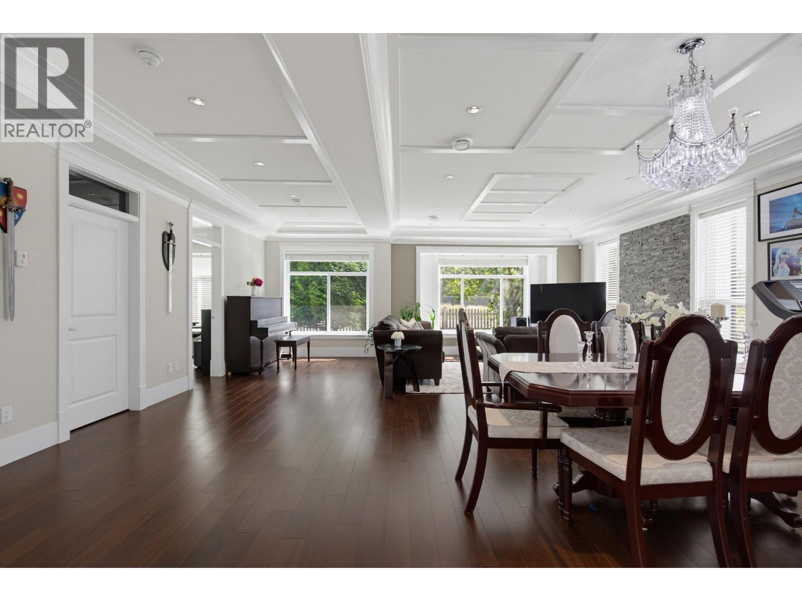 7888 Coquitlam Street, Burnaby, British Columbia  V3N 0E5 - Photo 10 - R3160923