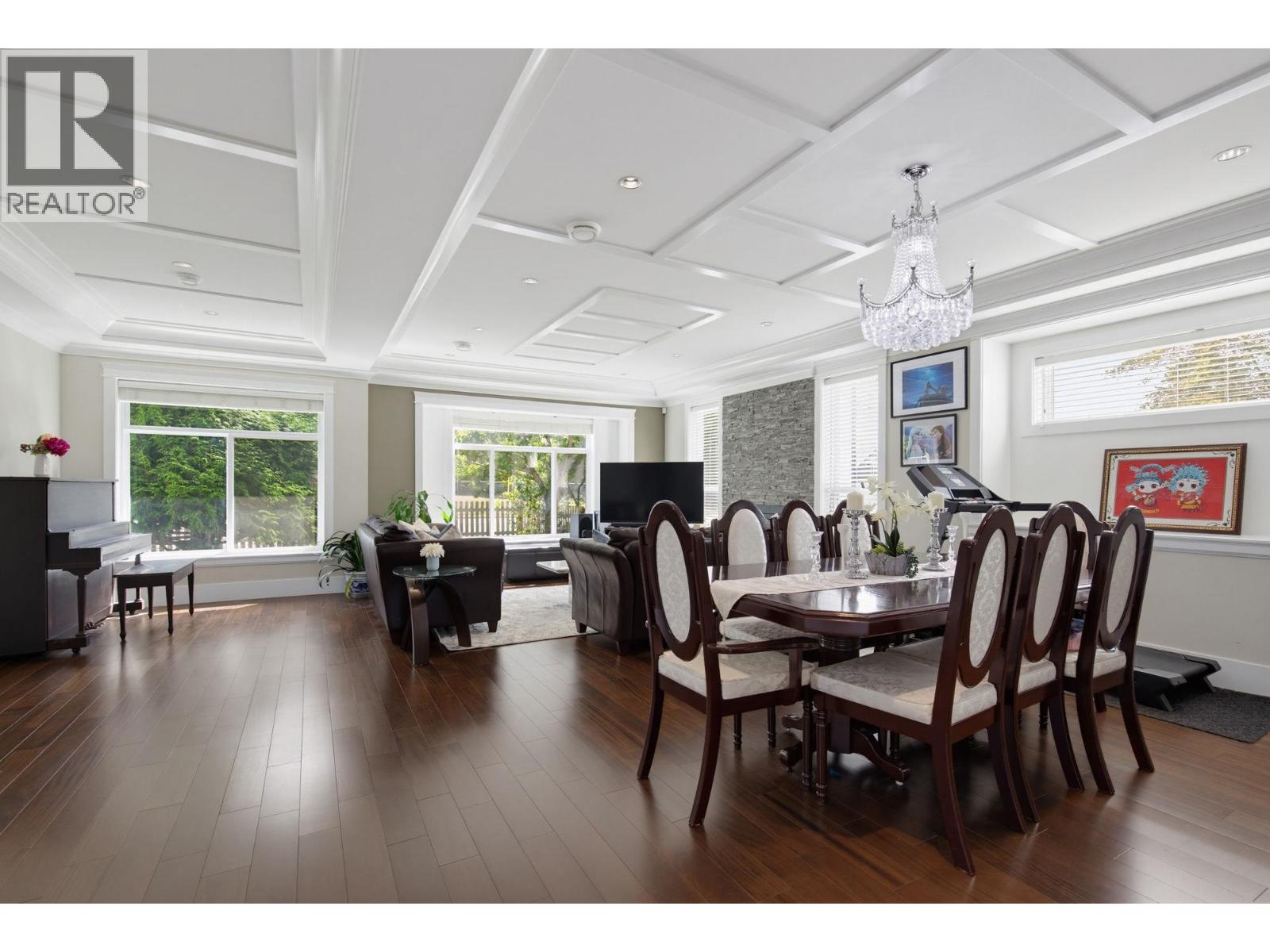 7888 Coquitlam Street, Burnaby, British Columbia  V3N 0E5 - Photo 11 - R3160923