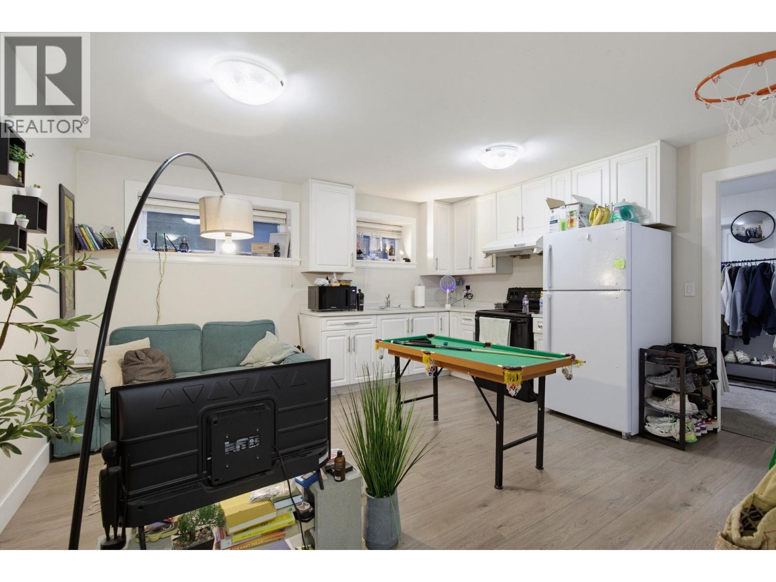 7888 Coquitlam Street, Burnaby, British Columbia  V3N 0E5 - Photo 26 - R3160923