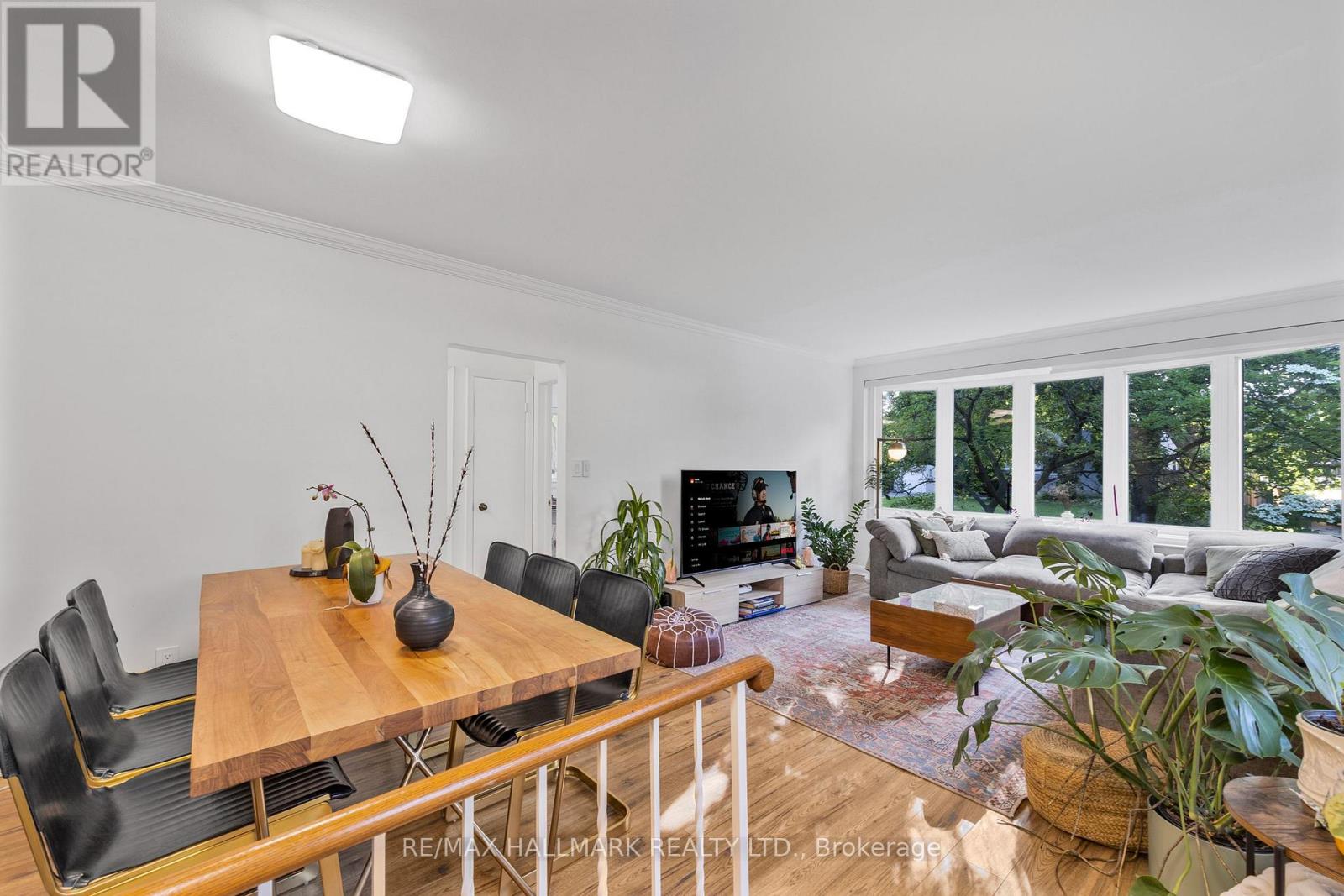 80 Berkinshaw Crescent, Toronto, Ontario  M3B 2T2 - Photo 8 - C13737214