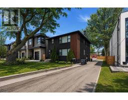 43 BROADVIEW AVENUE, Mississauga, Ontario