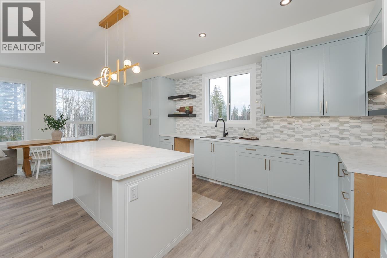 3934 Estabrook Court, Prince George, British Columbia  V2N 6J2 - Photo 10 - R3160939