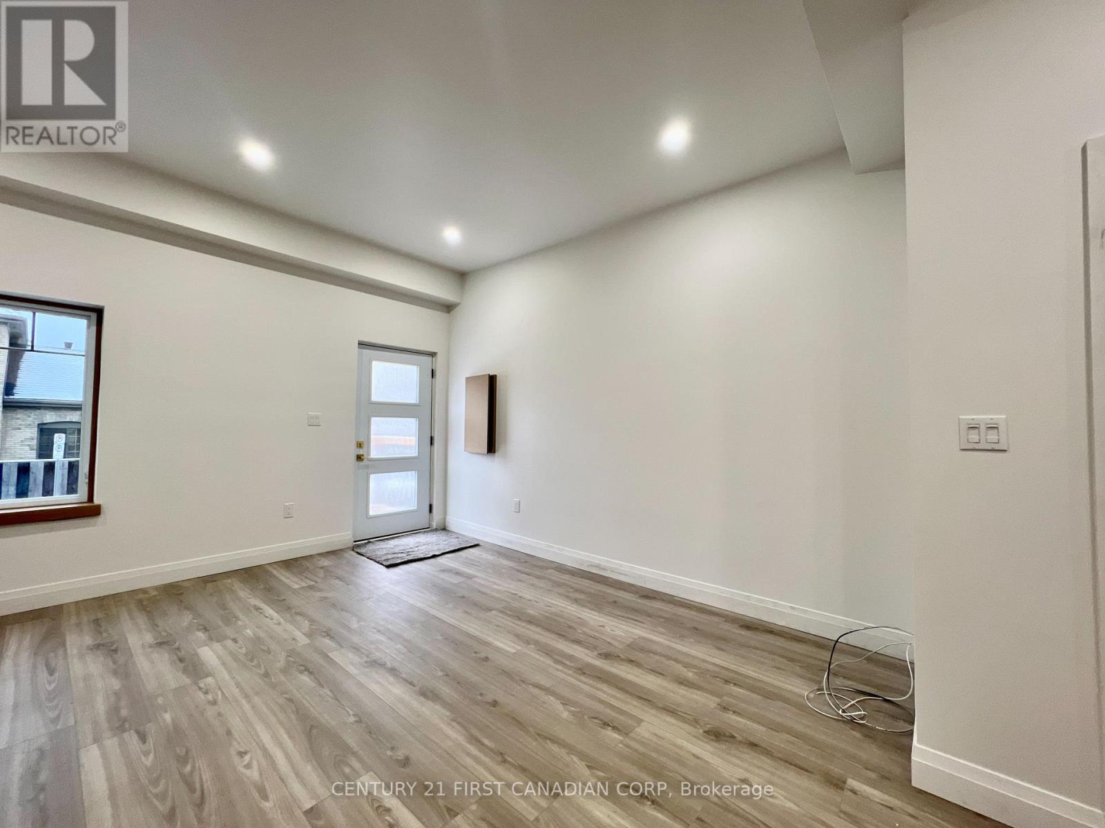 2 - 166 Central Avenue, London East, Ontario  N6A 1M7 - Photo 2 - X13738268