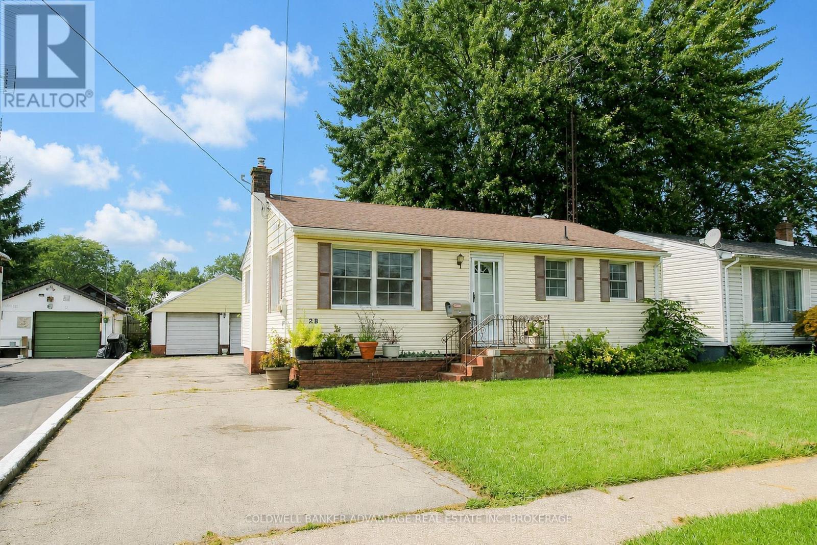 28 Marshall Avenue, Welland (Broadway), Ontario L3C 2N2 - Photo 1 - X13738298