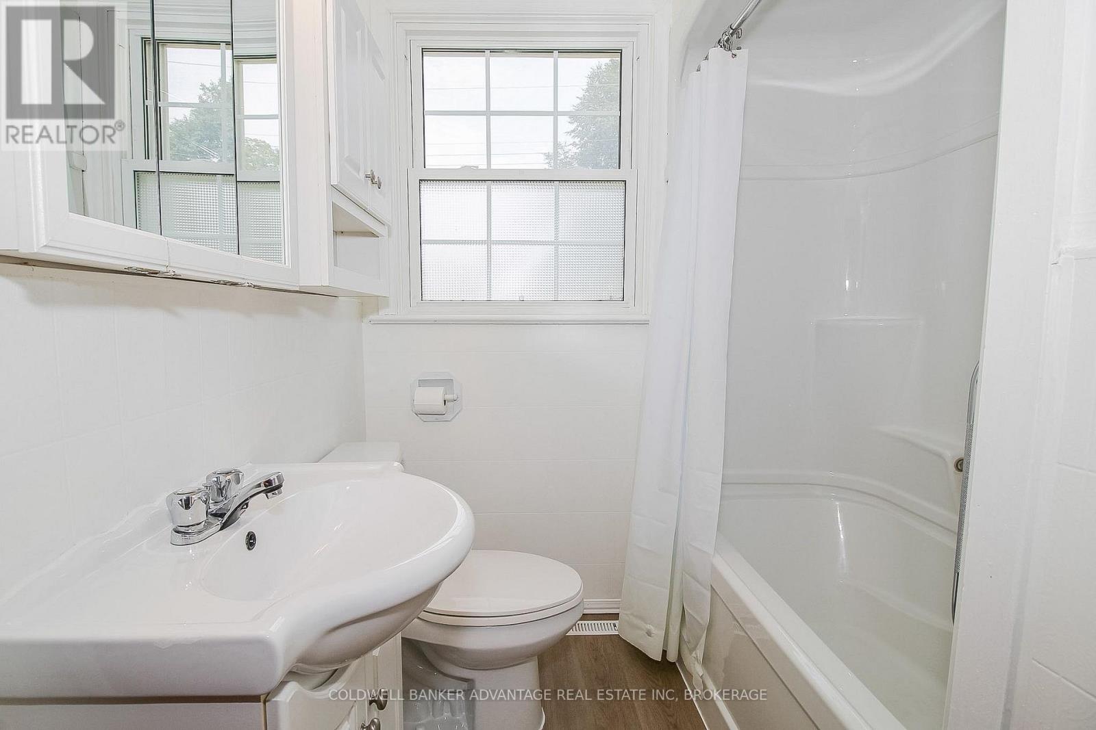 28 Marshall Avenue, Welland (Broadway), Ontario L3C 2N2 - Photo 19 - X13738298