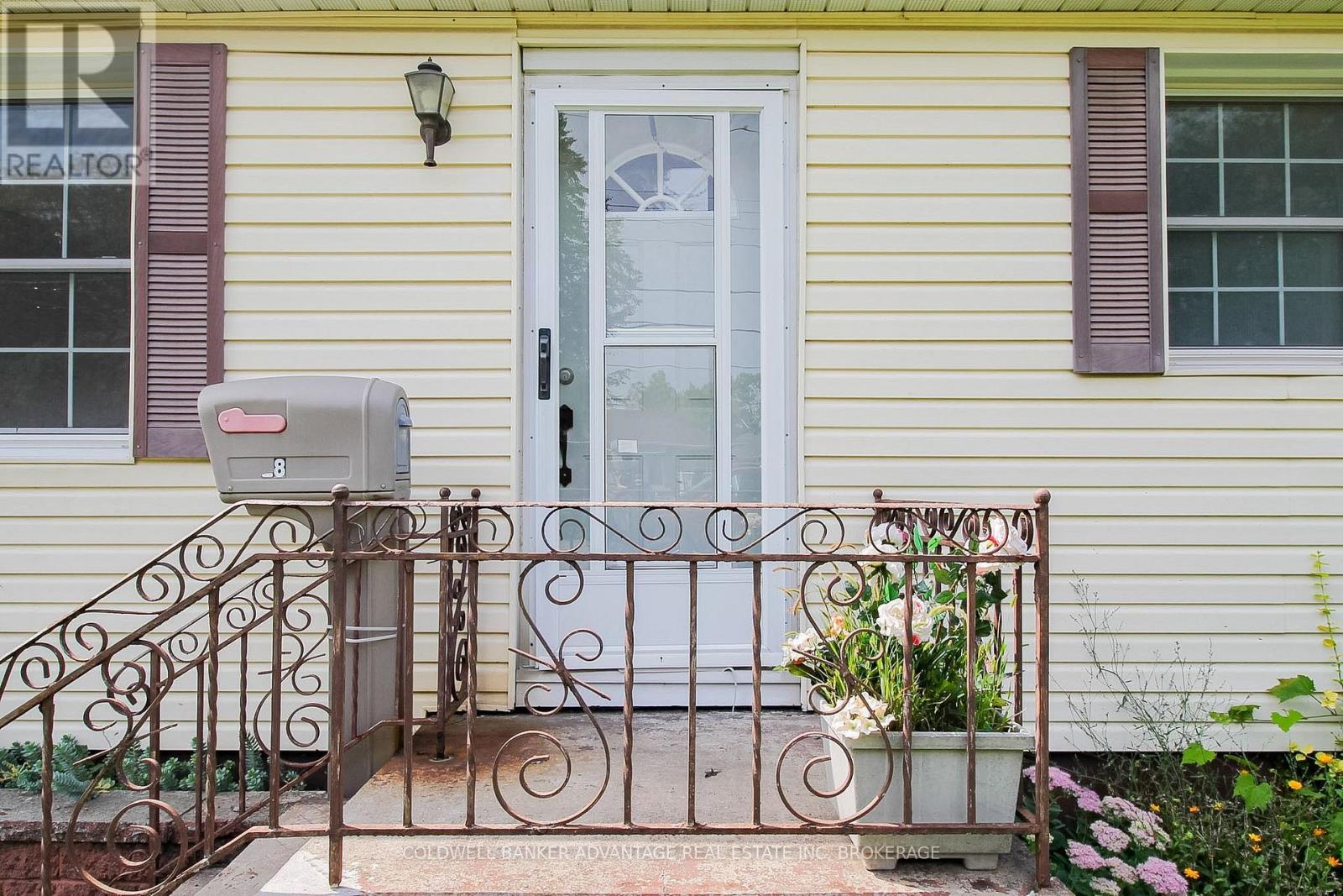 28 Marshall Avenue, Welland (Broadway), Ontario L3C 2N2 - Photo 5 - X13738298
