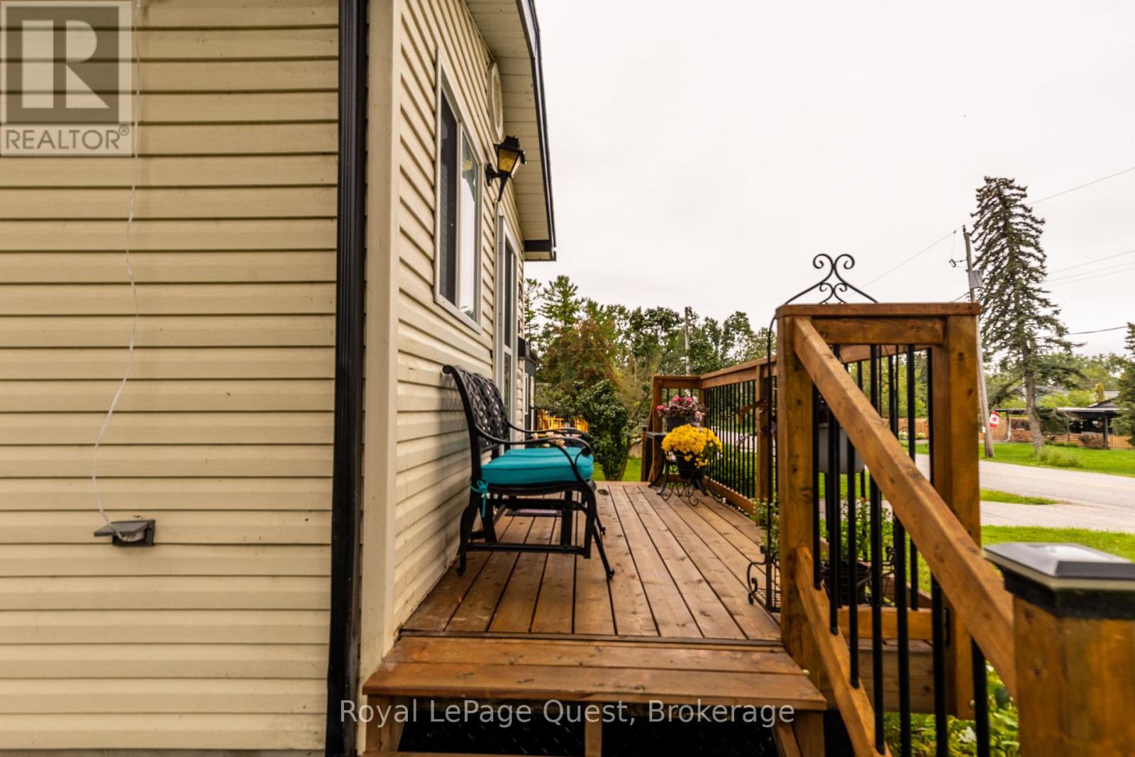 22 Creighton Street S, Orillia, Ontario  L3V 1A8 - Photo 3 - S13735156