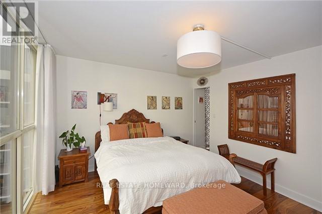 1912 - 15 Maitland Place, Toronto, Ontario  M4Y 2X3 - Photo 11 - C13738228
