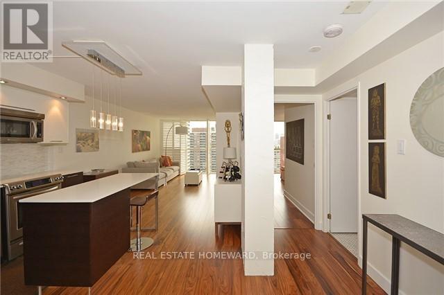 1912 - 15 Maitland Place, Toronto, Ontario  M4Y 2X3 - Photo 6 - C13738228