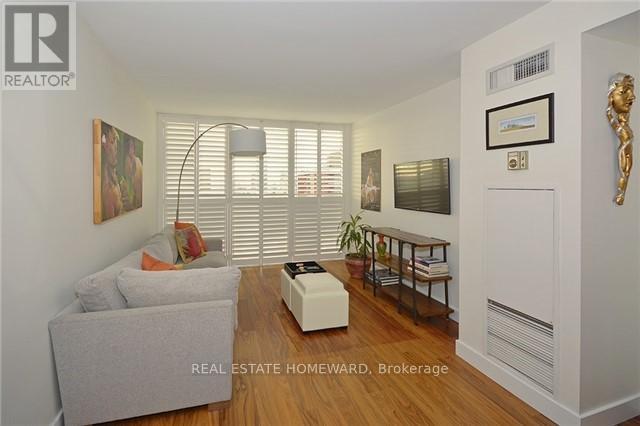 1912 - 15 Maitland Place, Toronto, Ontario  M4Y 2X3 - Photo 7 - C13738228