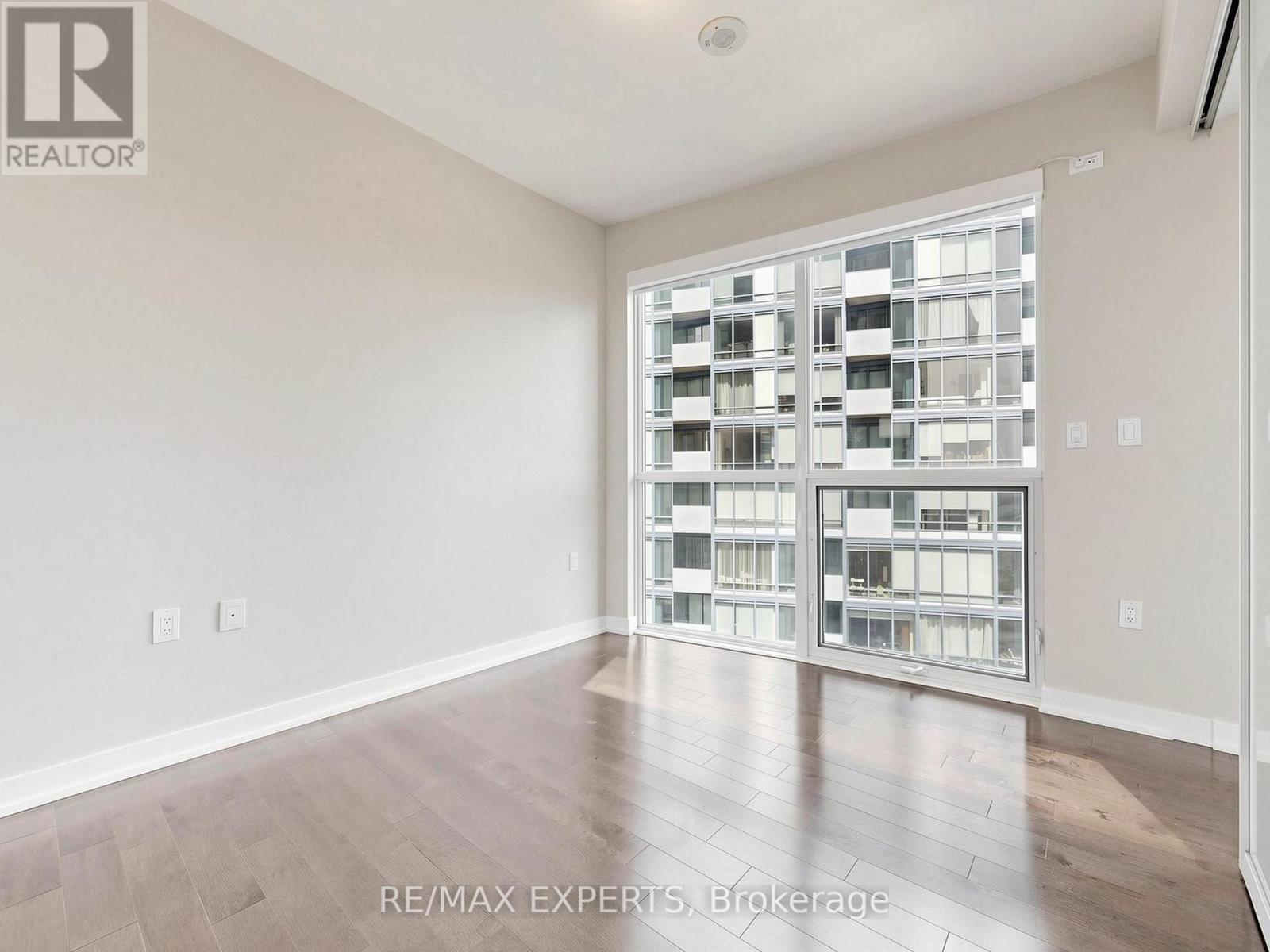 2305 - 1 The Esplanade Drive, Toronto, Ontario  M5E 0A8 - Photo 20 - C13738256