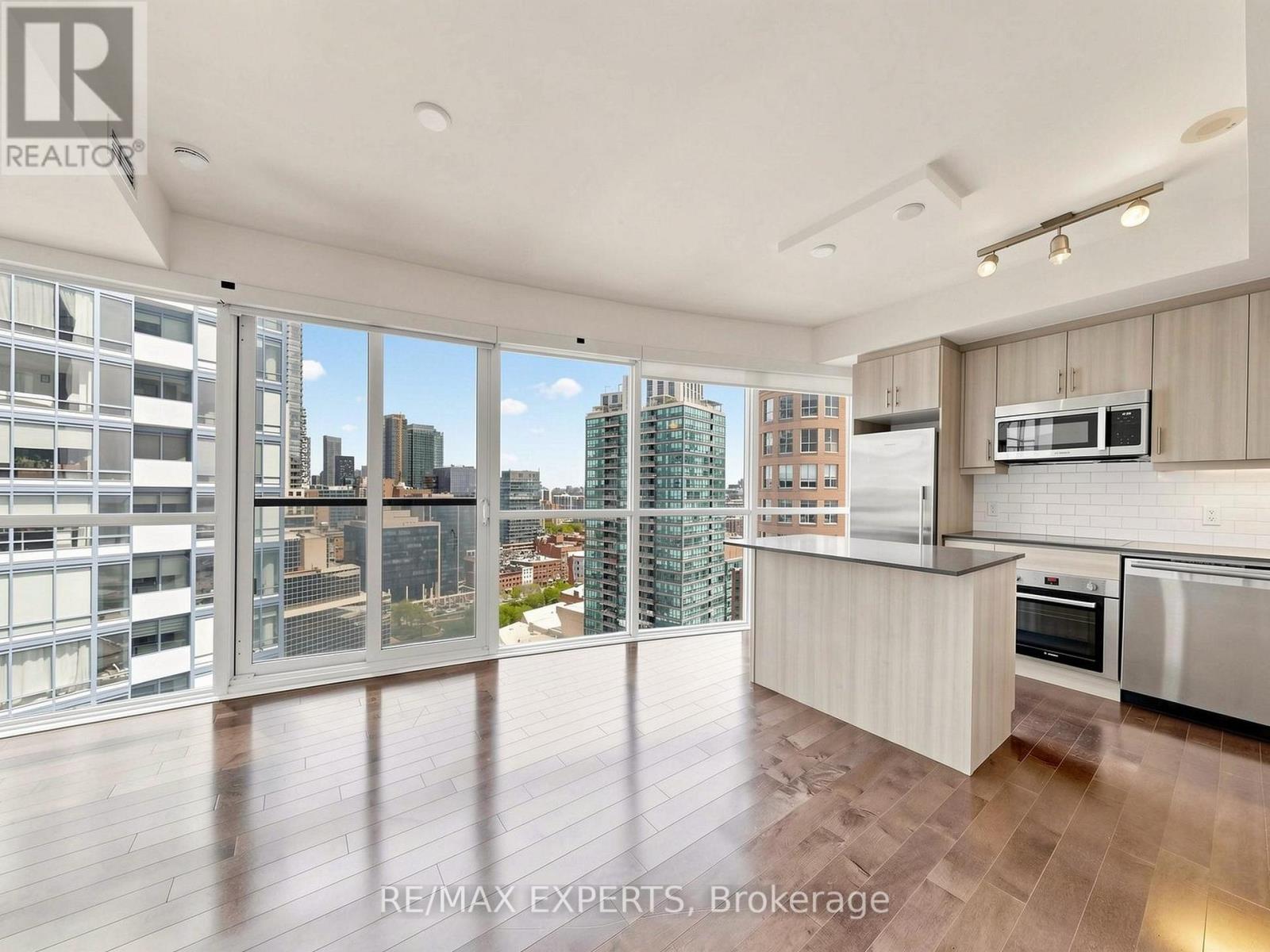2305 - 1 The Esplanade Drive, Toronto, Ontario  M5E 0A8 - Photo 9 - C13738256