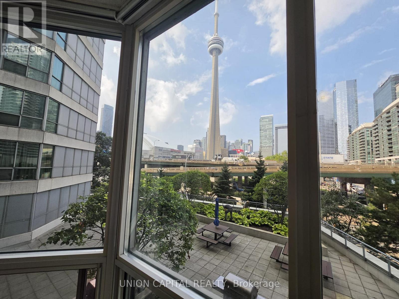 302 - 228 Queens Quay W, Toronto, Ontario  M5J 2X1 - Photo 12 - C13738274