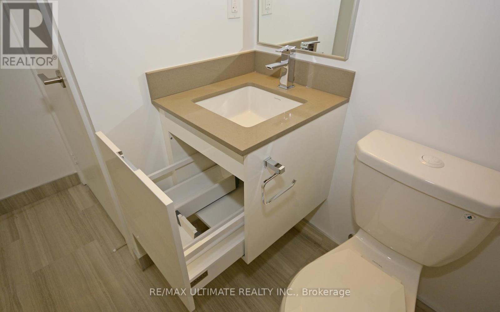 803 - 200 Bloor Street W, Toronto, Ontario  M5S 1T8 - Photo 14 - C13738280