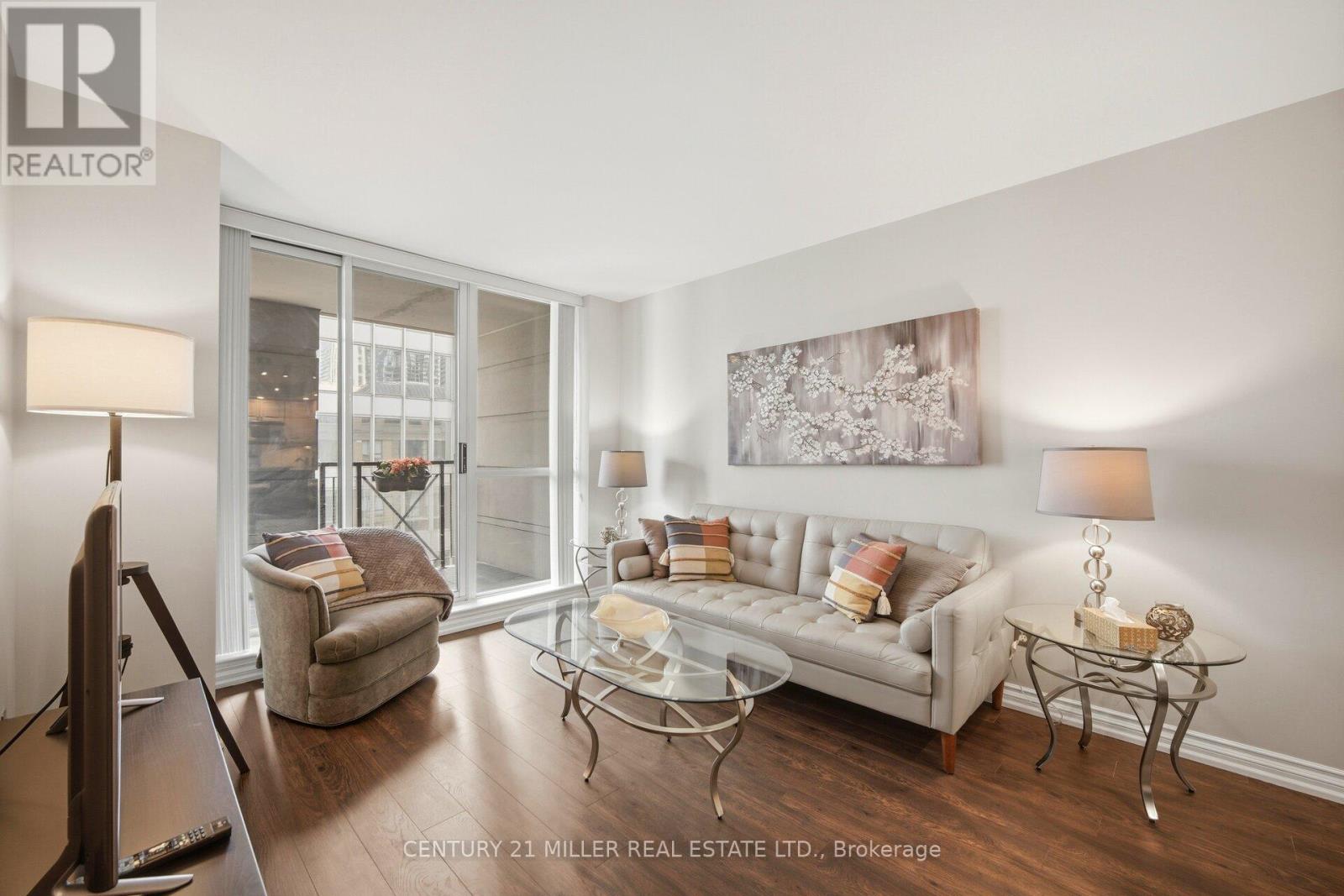 -12 - 140 Simcoe Road, Toronto, Ontario  M5H 4E9 - Photo 15 - C13738330