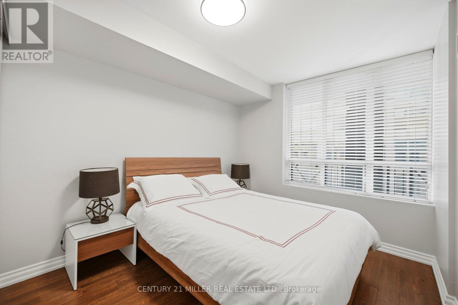 -12 - 140 Simcoe Road, Toronto, Ontario  M5H 4E9 - Photo 19 - C13738330