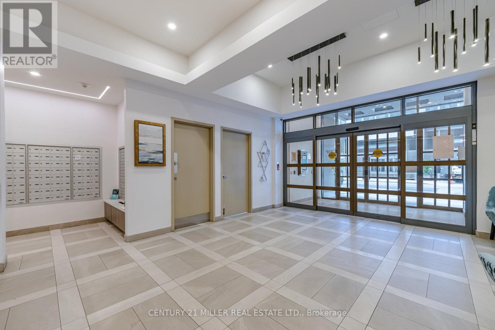 -12 - 140 Simcoe Road — photo 3