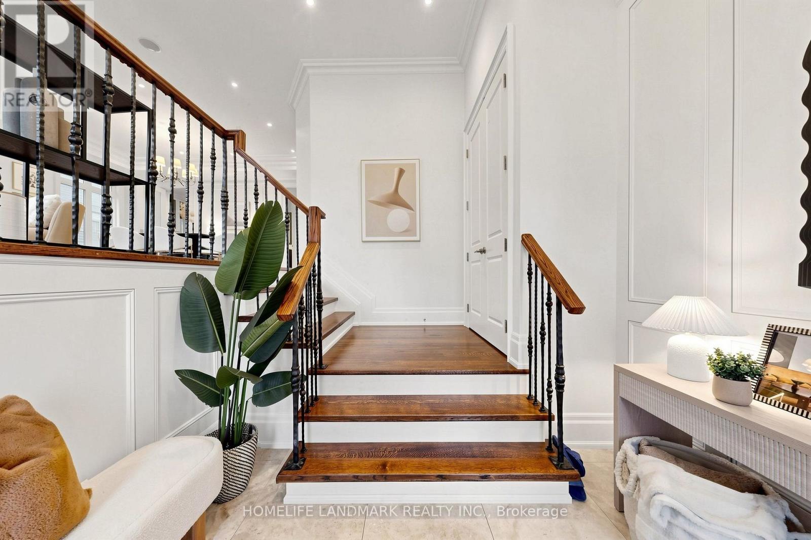 120 Estelle Avenue, Toronto, Ontario  M2N 5H5 - Photo 3 - C13738356