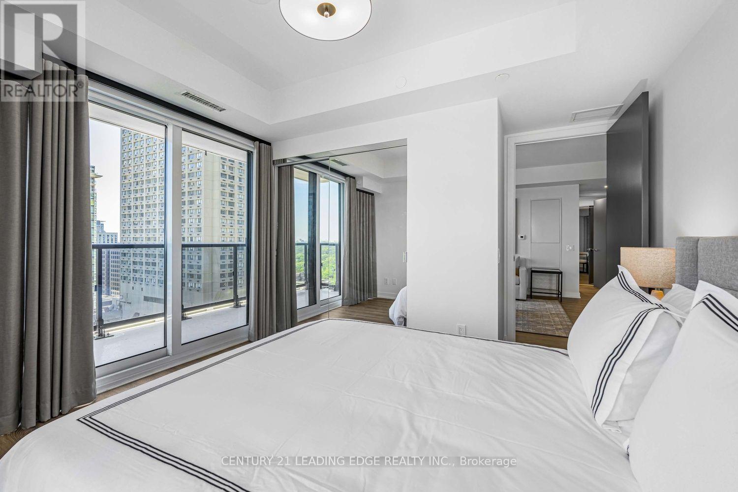 2606 - 771 Yonge Street, Toronto, Ontario  M4W 0B8 - Photo 11 - C13738362