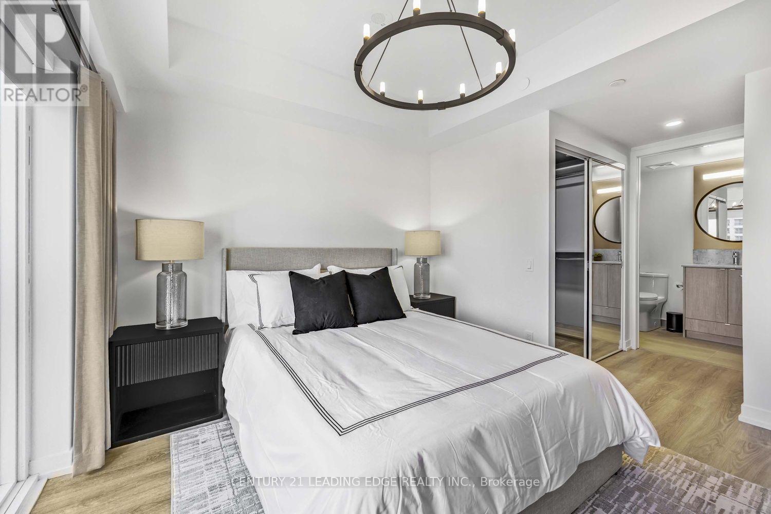 2606 - 771 Yonge Street, Toronto, Ontario  M4W 0B8 - Photo 17 - C13738362