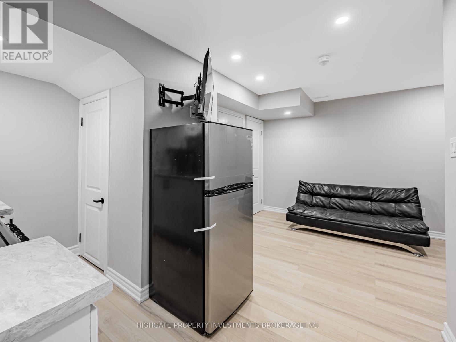 Lower - 6 Harper Hill Drive, Ajax, Ontario  L1T 0J9 - Photo 10 - E13738174