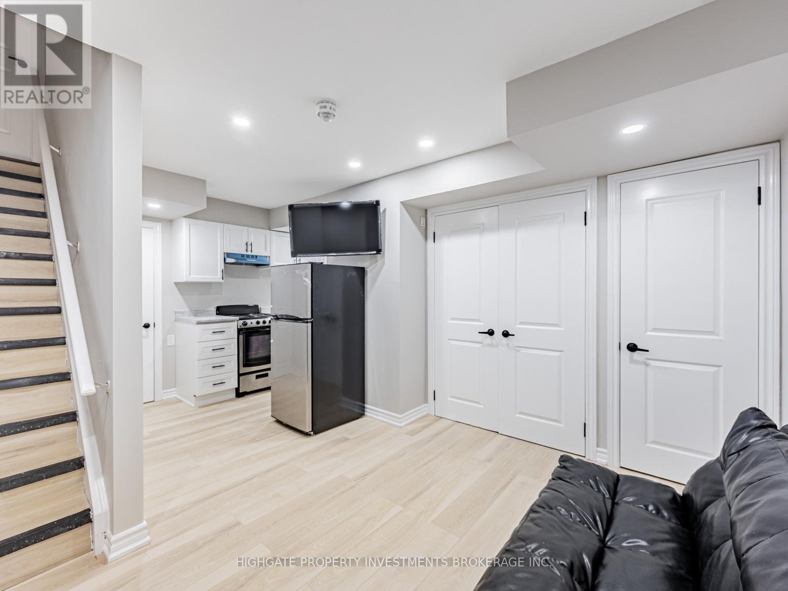 Lower - 6 Harper Hill Drive, Ajax, Ontario  L1T 0J9 - Photo 4 - E13738174
