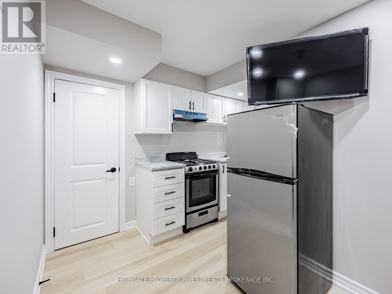 Lower - 6 Harper Hill Drive, Ajax, Ontario  L1T 0J9 - Photo 8 - E13738174